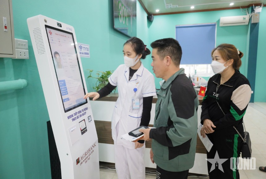 Đổi mới toàn diện để chăm sóc sức khỏe nhân dân 